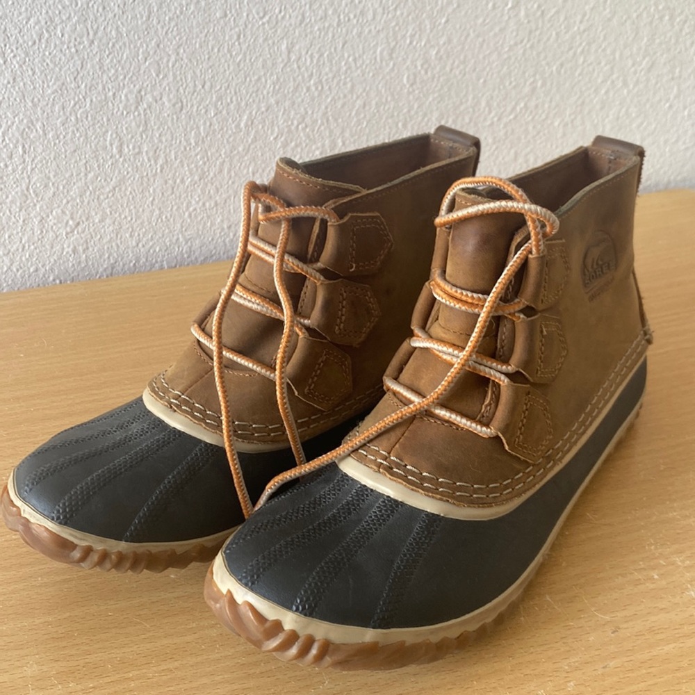 Sorel Women's Shoes Out N About Sorel Boots. Size 7.5
